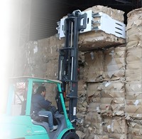 Pinza Hidráulica Estándar para Pacas, Capacidad de 2700 kg, Apertura del Brazo de 520-2040 mm, Adecuada para Pacas Medianas de Papel Reciclado