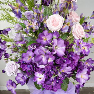 Nouveaux bouquets de roses artificielles en soie réaliste de qualité supérieure, couleur violette, pour les décorations de mariage modernes et de table pour la fête des mères - Product Image 5