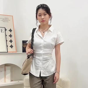 Blusa Elegante de Corte Regular para Mujer, Color Sólido, Manga Corta, Primavera/Verano, Camisa Chic con Cintura Ajustada, Top de Oficina - Product Image 1