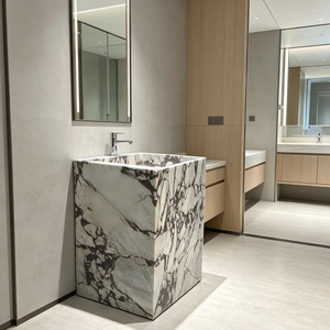 Lavabo a colonna in marmo naturale Calacatta Viola, monoblocco freestanding con foro per rubinetto, ideale per bagni di hotel - Product Image 1