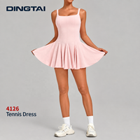 Robe de tennis Ball Pocket pour femme, col carré, dos échancré, plissée, évasée, avec short séparé et coussinets amovibles, pour le golf et le yoga