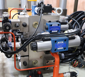 <span class=keywords><strong>Presse</strong></span> hydraulique industrielle de petite taille, haute précision, haute durabilité, haute efficacité de production, <span class=keywords><strong>presse</strong></span> hydraulique professionnelle - Product Image 6