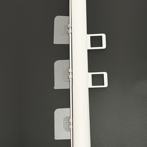 Clôture extensible automatique personnalisée pour chiens et chats, filet d'isolation sécurisé sans perçage pour escalier et couloir intérieurs - Product Image 3