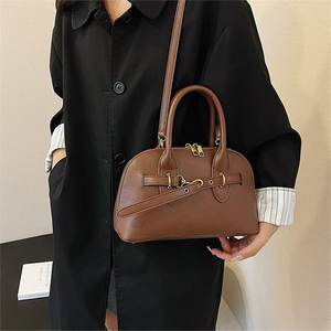 Sac à main bandoulière imperméable haut de gamme <span class=keywords><strong>Tago</strong></span> Paul pour femme, collection automne 2024, style rétro, polyvalent et tendance, idéal pour l'export. - Product Image 5