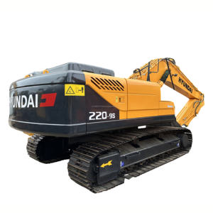 Excavatrice sur chenilles Hyundai 220 d'occasion, modèle 2022, provenance Corée, 22 tonnes, godet de 0,92 m³, 112 kW, à vendre - Product Image 1
