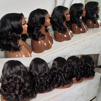 Perruques Vietnamiennes Brutes en Gros, Cheveux Humains Courts Ondulés, Perruque Frontale en Dentelle HD sans Colle pour Femmes Noires