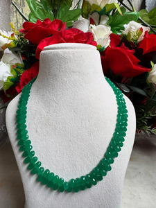Ensemble collier et bracelet Émeraude Goutte de Rosée Harmonie, bijoux en pierres précieuses vertes naturelles, élégant cadeau artisanal pour femme. - Product Image 4