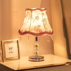 Lámpara de Mesa Retro de Estilo Europeo para Dormitorio, Luz Nocturna Moderna y Romántica con Brillo Ajustable para Habitaciones de Maternidad - Product Image 3