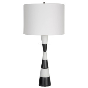 Lámpara de Mesa Moderna Cónica de Madera Blanca con Estriberas y Pantalla de Lino Gris |   Iluminación Minimalista y Elegante para Habitaciones de Hotel y Espacios Exteriores - Product Image 3