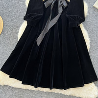 Robe élégante noire en velours pour femme, coupe trapèze, col montant, manches longues lanternes, ceinture à nouer, pour fêtes décontractées, longueur midi