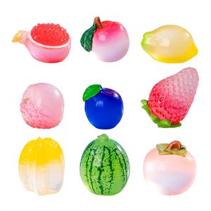 Boîte surprise de fruits lumineux de simulation alimentaire Weij, petits accessoires décoratifs mignons à faire soi-même, mini figurines en résine pour bureau - Product Image 1
