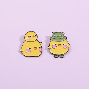 Broches de Metal al por Mayor, Lindos Broches de Patito Amarillo de Dibujos Animados, Broches de Solapa de Metal con Forma Creativa Única, Accesorios, Insignias - Product Image 2