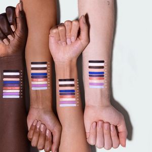 Vente en gros Eyeliner en gel crémeux longue durée à haute teneur en pigments Maquillage des yeux colorés de haute qualité Crayon Eyeliner blanc naturel personnalisé - Product Image 2