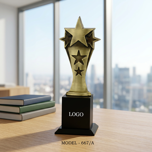 Trofeo Portátil de Madera con Diseño de Estrella Modelo 667, Base Grabada con Impresión UV y Técnica de Estampado para Deportes y Juegos - Product Image 1