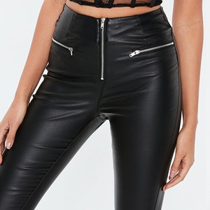 <span class=keywords><strong>Pantaloni</strong></span> Skinny da Donna <span class=keywords><strong>in</strong></span> Ecopelle Nera a Vita Alta <span class=keywords><strong>con</strong></span> Dettaglio Tasca <span class=keywords><strong>con</strong></span> Zip - Product Image 2