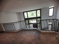 Dalle de marbre brun vénitien poli, pierre naturelle pour mur et sol de salle de bain, projet hôtelier
