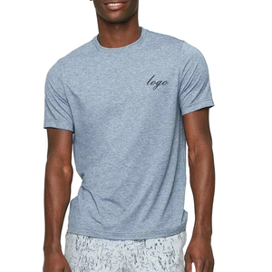 เสื้อยืดลำลองทรงเข้ารูปสำหรับผู้ชาย พิมพ์ลายโลโก้ด้านหน้า ผ้าถักโพลีเอสเตอร์/คอตตอน ระบายอากาศได้ดี ป้องกันการเป็นขุย แขนสั้น เหมาะสำหรับออกกำลังกาย - Product Image 1