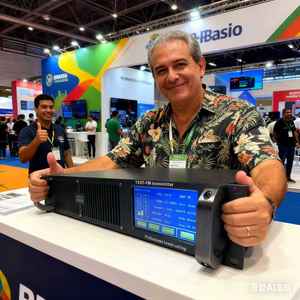 Transmisor FM HP-350W CE/ISO, Monitor Remoto, para Escuela/Estación de Radio/Eventos de Audio, Entrada AES, Entrada SCA/RDS, Pantalla Táctil - Product Image 2