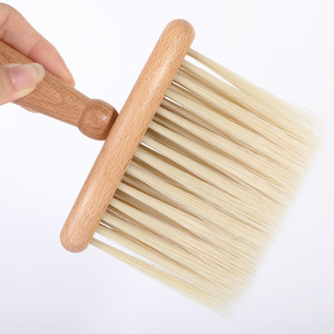 Cepillo <span class=keywords><strong>de</strong></span> Mano con Mango <span class=keywords><strong>de</strong></span> Madera, Cepillo <span class=keywords><strong>de</strong></span> Limpieza para el Hogar, Cepillo para Quitar el Polvo con Cerdas Suaves para Cama, Sofá, Muebles, Ropa, Coche - Product Image 6