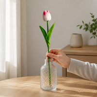 Bunga Tulip PU Real Touch Grosir 34cm Tangkai Tunggal Buatan Tangan Ramah Lingkungan Tahan Lama Vas Kaca Dekorasi Rumah Pernikahan