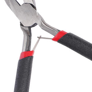 คีมปากแหลมไร้ฟัน DIY ขนาด 4.5 นิ้ว ผลิตจากเหล็กโครเมียมวาเนเดียม ปากเรียบ ปลายแหลม คีมขนาดเล็กแบบสปริงโหลด - Product Image 1