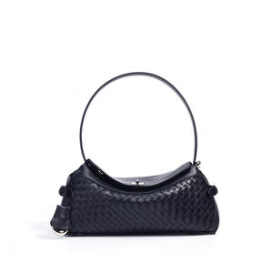 Bolso de Hombro de Cuero Genuino Tejido, Estilo Vintage, Cómodo y Portátil para Mujer, Diseño de Moda - Product Image 4