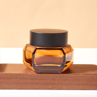 Nouvelle conception de flacon de soin de la peau en verre ambré carré de luxe, 40-120 ml, flacon pompe pour fond de teint, impression personnalisée, livraison rapide