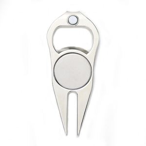 Artículos Promocionales de Golf: Abridor de Botellas Multifuncional y Herramienta de Reparación de Divots de Golf con Espacios en Blanco Personalizables para Herramientas de Divots de Golf Metálicas - Product Image 6