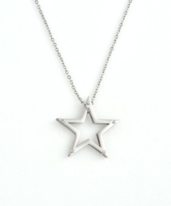 Mode Double Couche Argent Plaqué En Acier Inoxydable Étoile Pendentif Collier Fine Jewelry avec Design Creux - Product Image 1