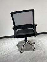 Chaise de bureau ergonomique pivotante en maille, directement de l'usine, avec revêtement personnalisé pour les achats en gros par les distributeurs
