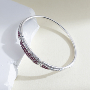 Bracelet MSB-613 en argent 925 avec rubis et diamant de laboratoire taille ronde, style classique, pour un usage quotidien - Product Image 1