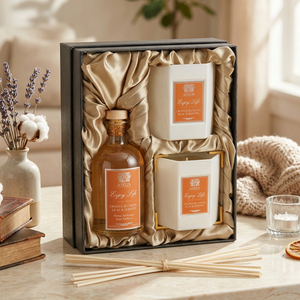 Aikun Welcome Present Aromatherapy <b>Reed</b> <b>Diffuser</b> And Candle Gift Set With Luxury Rigid Box <b>For</b> Home Fragrance Brand Packaging - Product Image 1