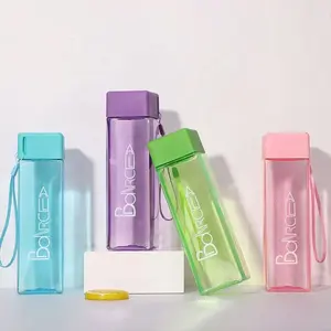 Taza de agua cuadrada de nuevo diseño, botella creativa a prueba de fugas para exteriores de 480ML con asa de cuerda