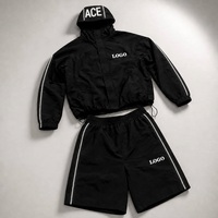 Ensemble de survêtement pour homme personnalisé, léger, en nylon, coupe-vent, pour sports de plein air, avec veste zippée à capuche et short, à bandes réfléchissantes