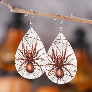 Boucles d'oreilles en bois Halloween Goth Spider Web Leopard Drop Pendant Boucles d'oreilles pour femmes Uionen 1138 - Product Image 4