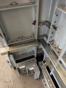 Panel de Encofrado de Aluminio para Construcción de Edificios de Hormigón - Alta Resistencia, Reutilizable y de Instalación Rápida - Product Image 3