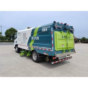 Tanque de agua limpia japonés, 5 Cbm, 5 Cbm, Euro 5 Kv600, de alta presión, para lavado de carreteras, camión barredor de carretera - Product Image 6