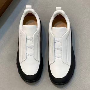 Baskets blanches de haute qualité, design à plateforme fermée, couleur assortie, dessus en cuir véritable, fermeture à lacets, décontractées et luxueuses - Product Image 6