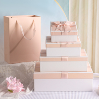 Boîte-cadeau portable personnalisée pour la Saint-Valentin et l'anniversaire avec doublure en éponge et impression bronzante