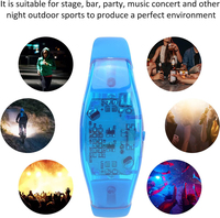 Bracelet de fête personnalisé en silicone phosphorescent Bracelets à led activés par le son Bracelet lumineux avec musique clignotante pour la fête