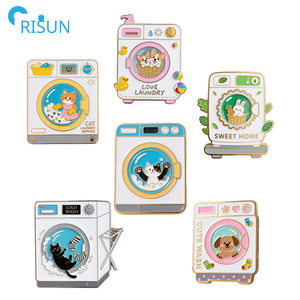 Vente en gros d'épinglette de machine à laver en émail animal de dessin animé logo personnalisé chat chien lapin insigne de machine à laver broche en émail - Product Image 1