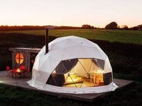 Tente Dôme Géodésique de Luxe Moderne et Transparente pour Hôtel de Glamping, 8m, Ignifuge, Étanche en PVC, Quatre Saisons, Certifiée CE