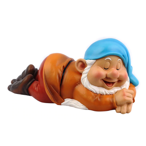 Statua Creativa di Gnomo Postino Dipinta a Mano in Resina per Decorazione Giardino - Product Image 3