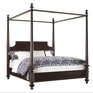 Cama clásica de madera maciza con dosel alto, diseño tradicional tallado a mano, tamaño King ajustable para dormitorio - Product Image 1
