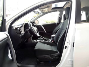 <span class=keywords><strong>Toyota</strong></span> <span class=keywords><strong>RAV4</strong></span> d'<span class=keywords><strong>occasion</strong></span> <span class=keywords><strong>2019</strong></span> 2.0L CVT Chine 6 5 places SUV Essence Aspiration Naturelle R17 Conduite à Gauche Basique Automatique - Product Image 3