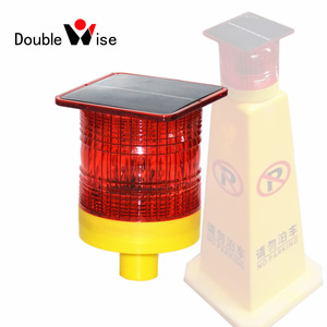Luces de Advertencia de Tráfico Inteligentes con Energía Solar, Precio de Fabricante, Iluminan 4 Kilómetros, Luces de Tráfico para Obras de Construcción - Product Image 1