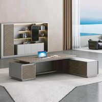 Ensemble de bureau de direction moderne de luxe léger avec chaise modulaire, tiroirs de rangement, bureau de patron au design épuré, armoire latérale en bois et bibliothèque