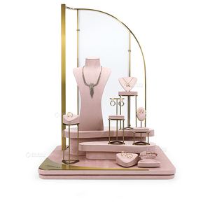 Présentoirs à bijoux roses personnaliser les accessoires de présentation de bijoux de luxe ensemble de présentoir de présentoir de bijoux en bois personnalisé - Product Image 4