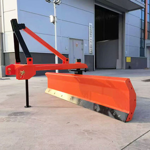 Niveleur de terre à lame arrière pour tracteur agricole avec nivellement de la productivité et lissage des routes agricoles et des surfaces terrestres - Product Image 1