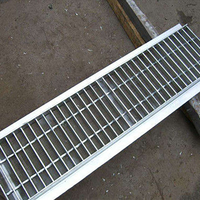 tranchée à haute charge de parcs Système de drainage de mur de toiture de passerelle durable Grille en acier galvanisée à chaud